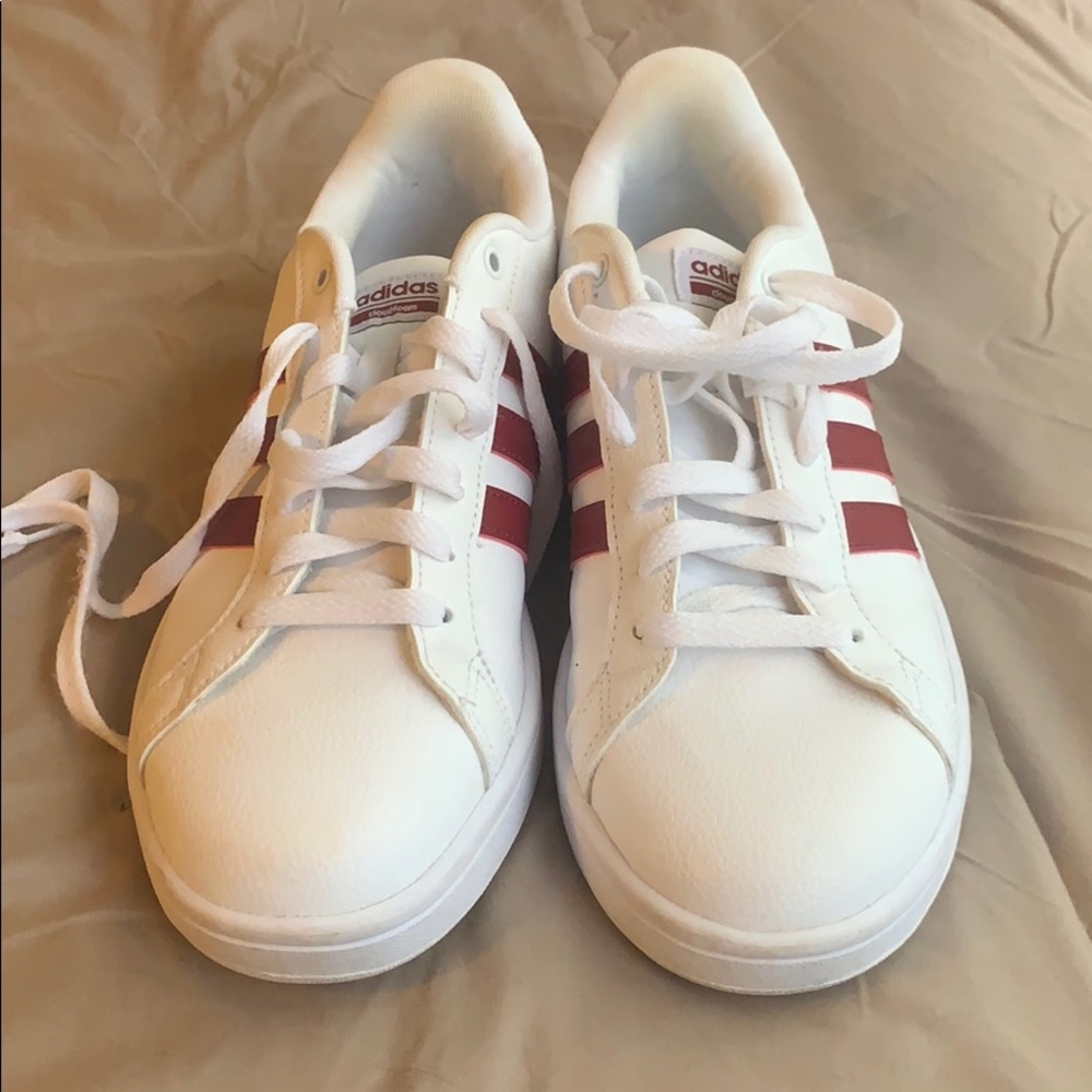 women’s adidas sneakers